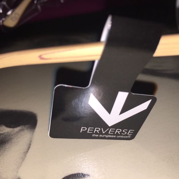 Perverce and NWT - Picture 5 of 5